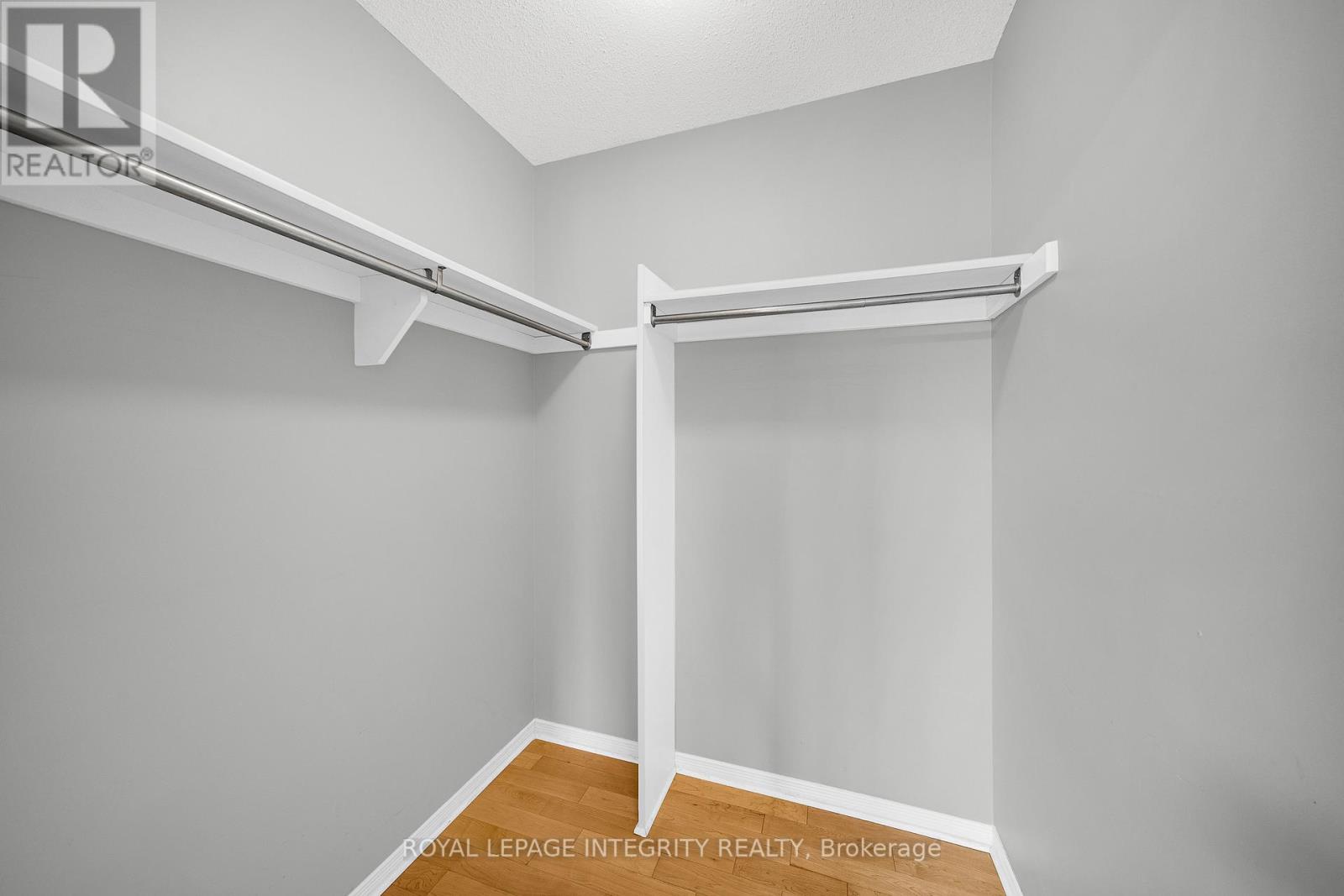 234 Walden Drive, Ottawa, Ontario  K2K 2M3 - Photo 33 - X12559312