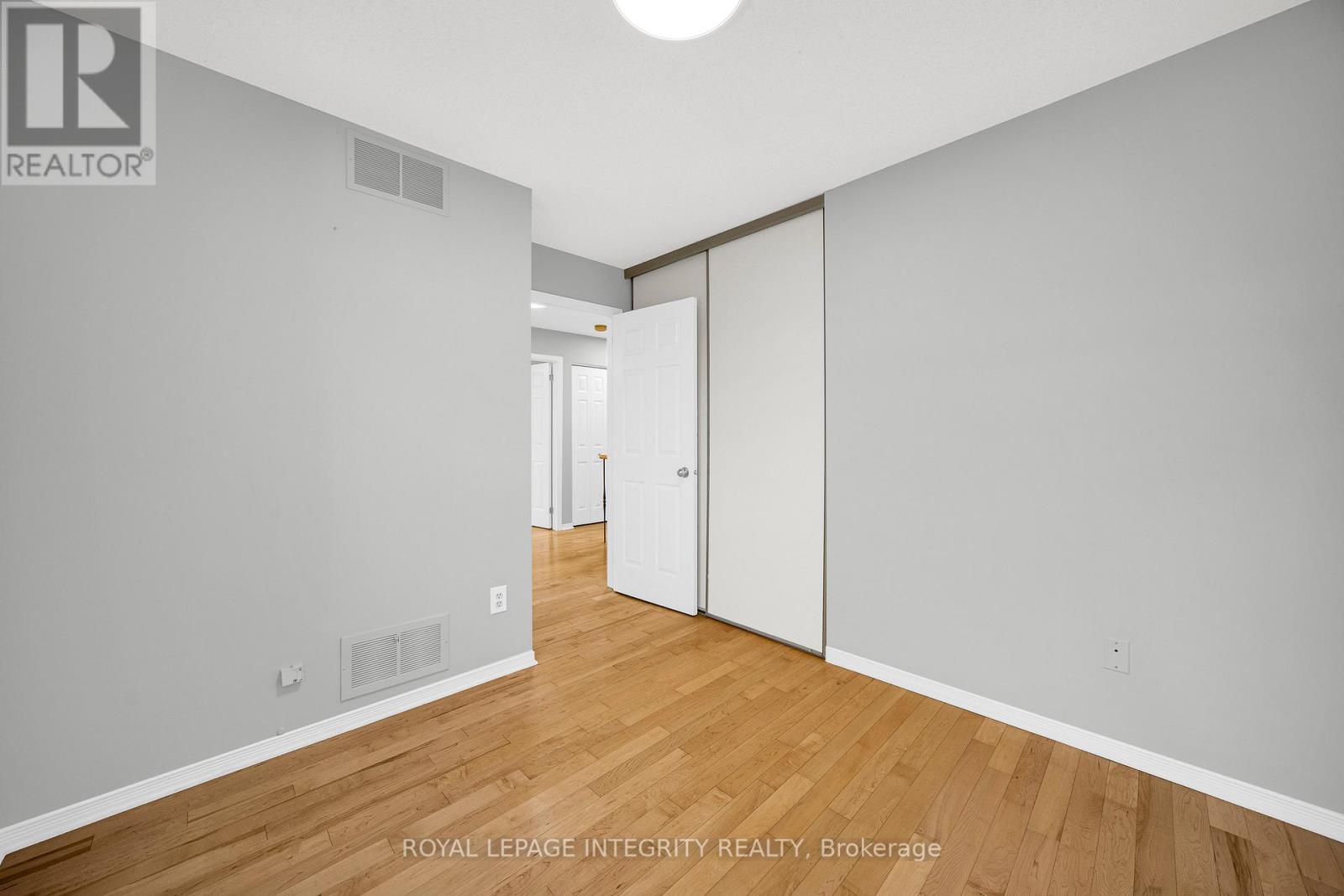 234 Walden Drive, Ottawa, Ontario  K2K 2M3 - Photo 36 - X12559312