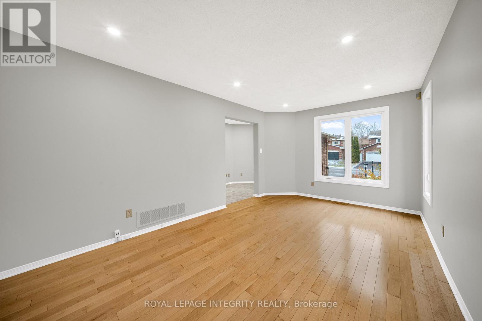 234 Walden Drive, Ottawa, Ontario  K2K 2M3 - Photo 9 - X12559312