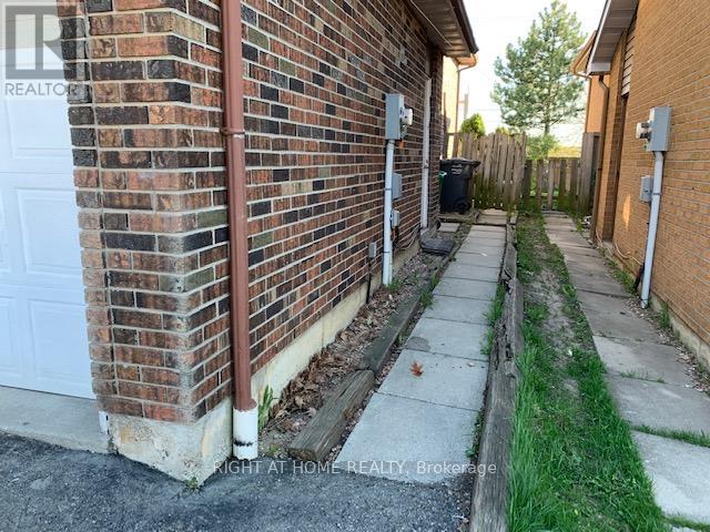 96 Simmons Boulevard, Brampton, Ontario  L6V 3V6 - Photo 14 - W12559016