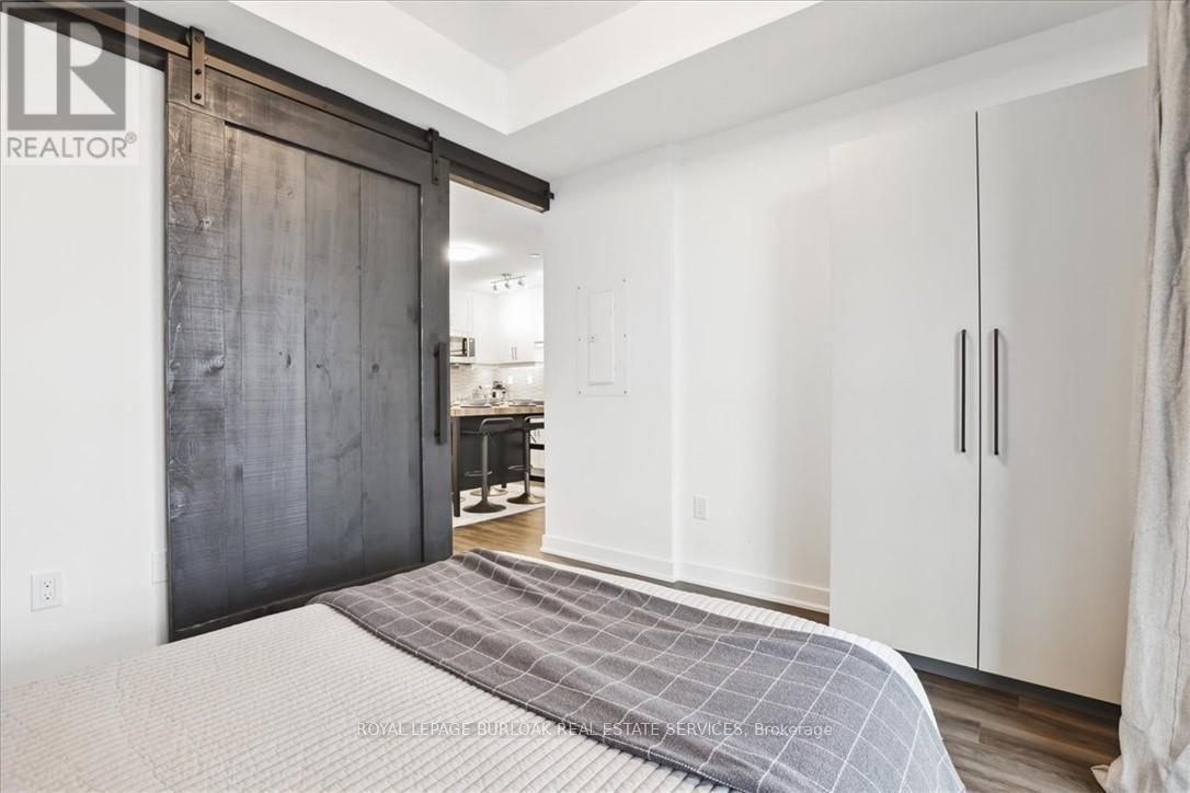 1201 - 2007 James Street, Burlington, Ontario  L7R 0G7 - Photo 19 - W12559142