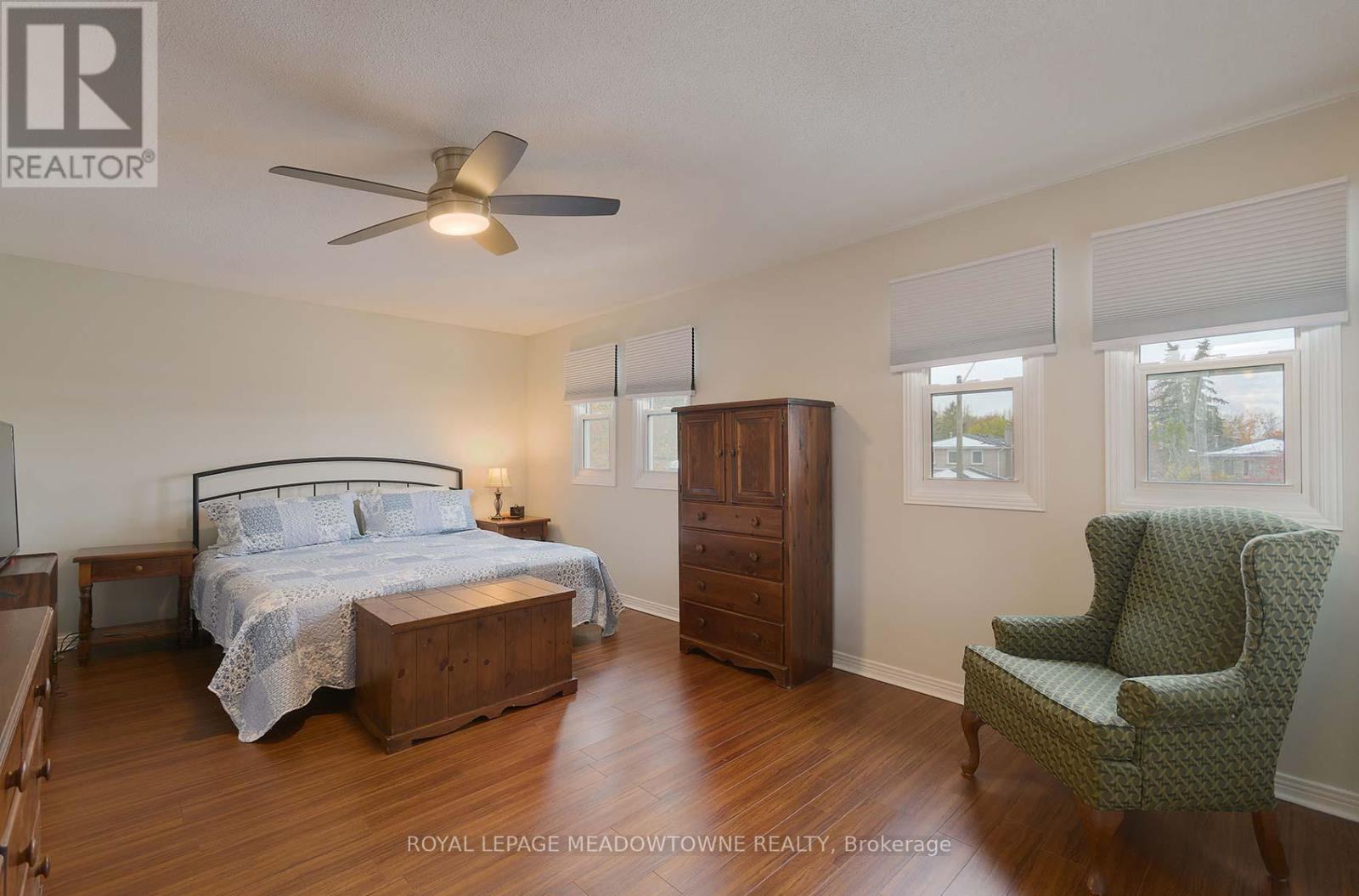 2374 Hargood Place, Mississauga, Ontario  L5M 3G2 - Photo 15 - W12559164