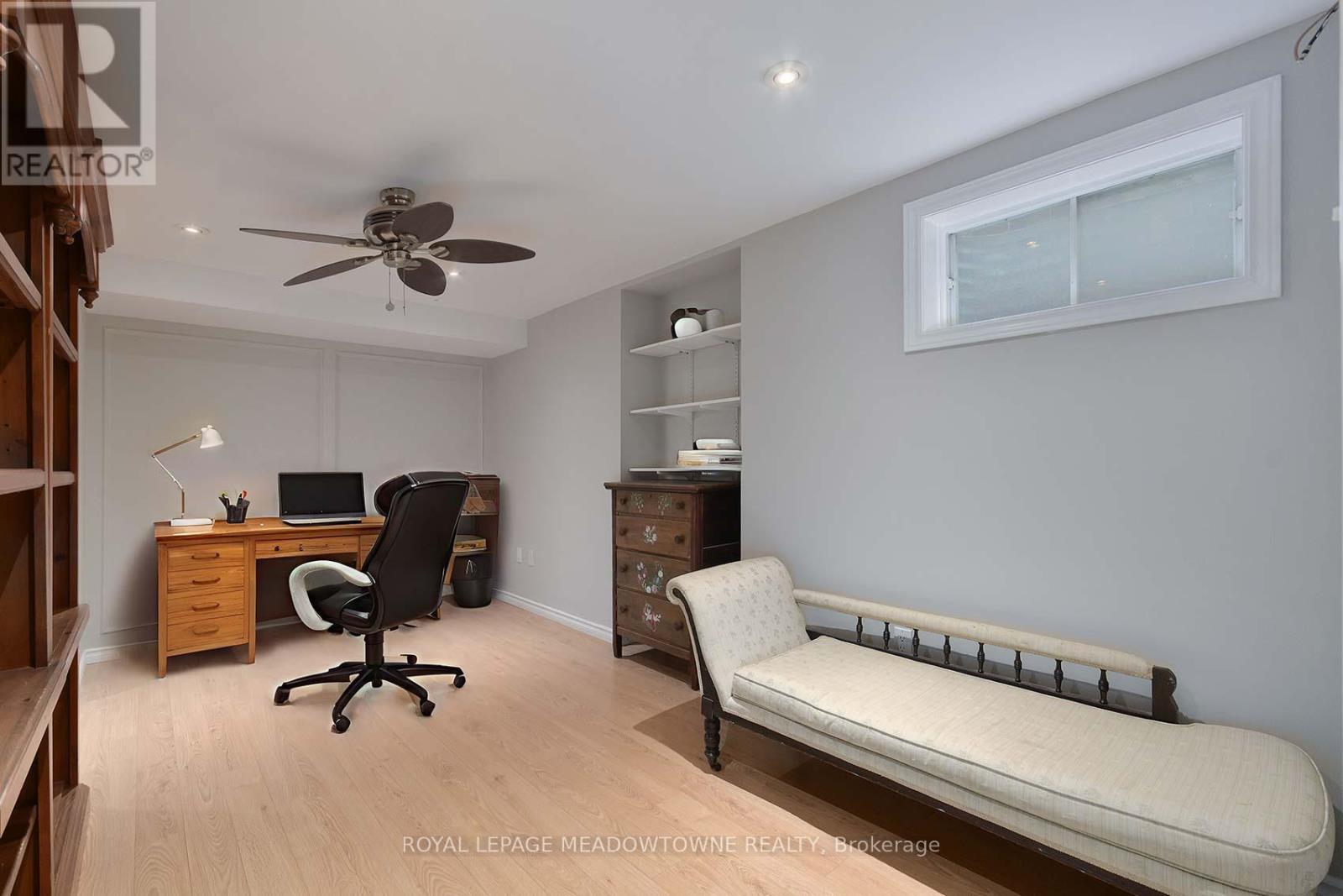 2374 Hargood Place, Mississauga, Ontario  L5M 3G2 - Photo 25 - W12559164