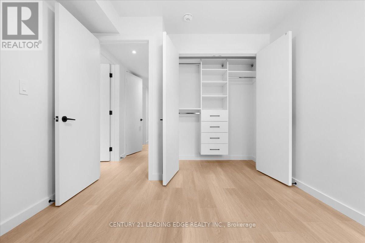 1 - 10 Summit Avenue, Toronto, Ontario  M6E 1X4 - Photo 13 - W12559184