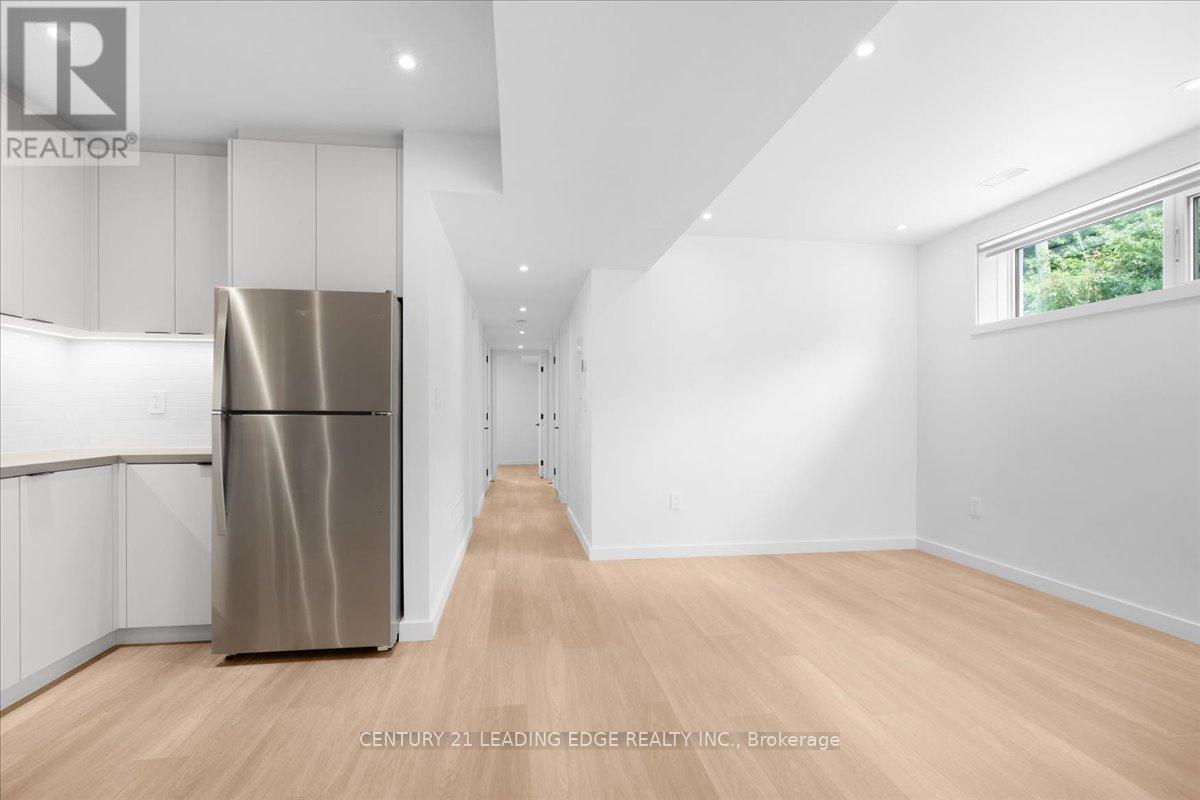 1 - 10 Summit Avenue, Toronto, Ontario  M6E 1X4 - Photo 22 - W12559184