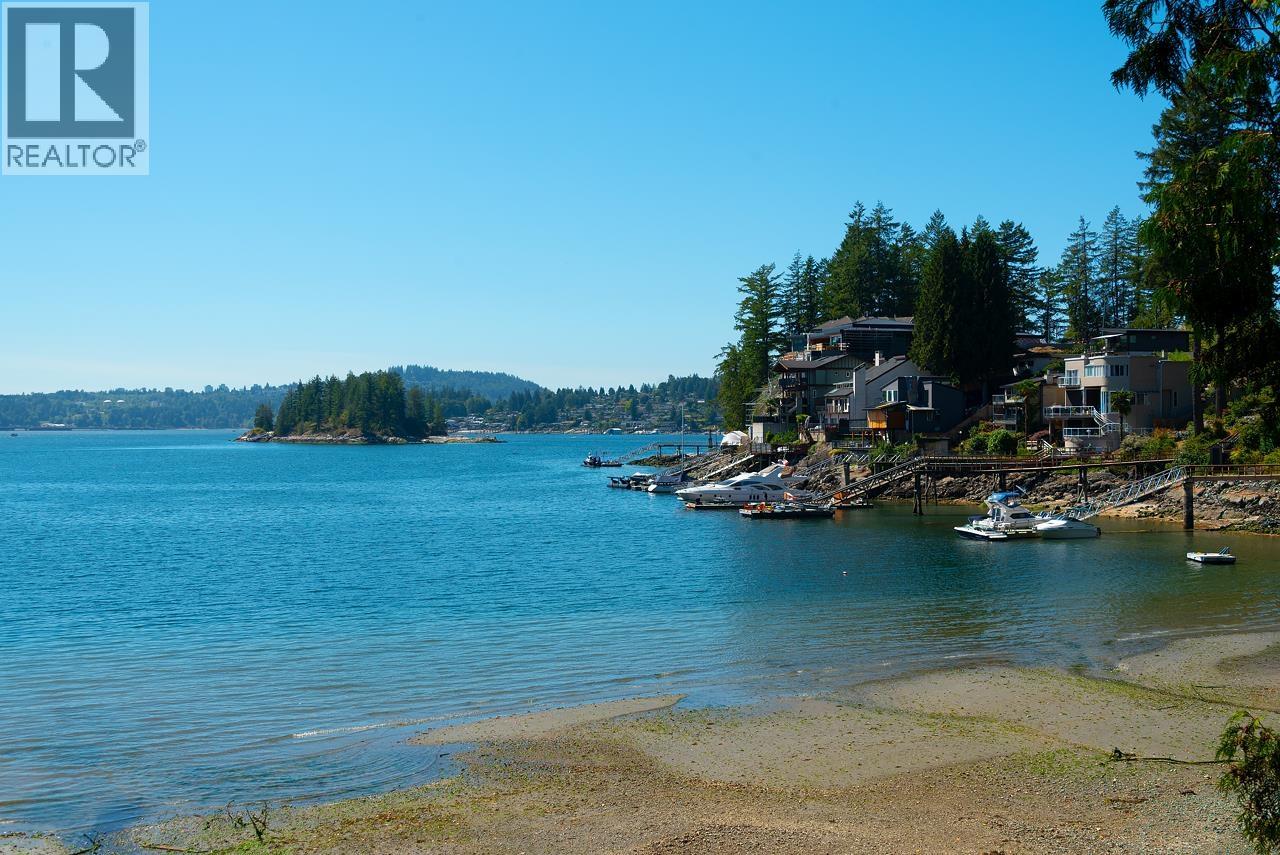 4855 Belcarra Bay Road, Port Moody, British Columbia  V3H 4N4 - Photo 11 - R3068701