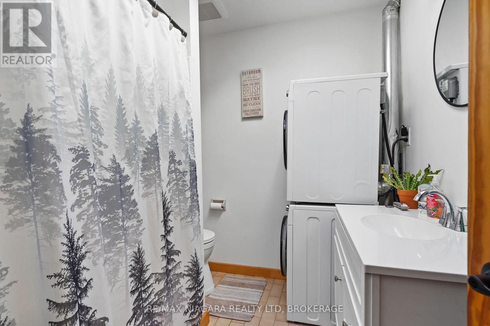 3465 East Main Street, Fort Erie, Ontario  L0S 1S0 - Photo 19 - X12559236