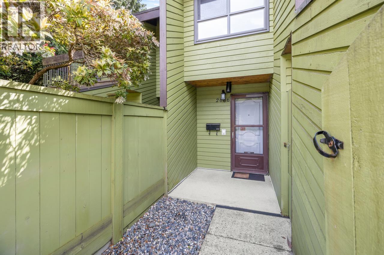 2686 Kingsford Avenue, Burnaby, British Columbia  V5B 4L6 - Photo 25 - R3068692