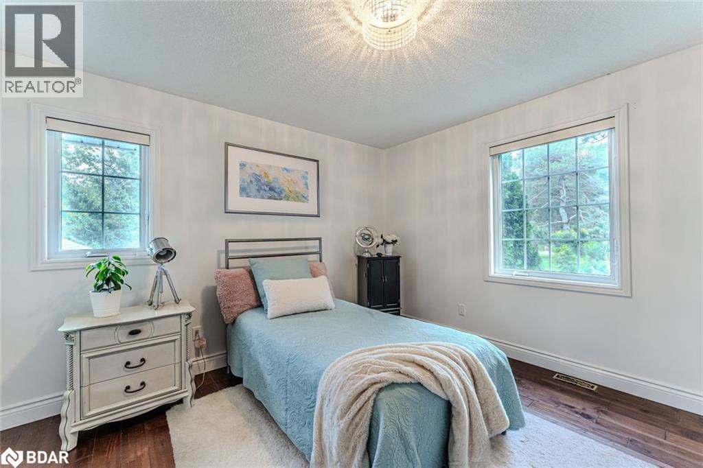 2 Mills Circle, Midhurst, Ontario  L9X 0J7 - Photo 10 - 40789380