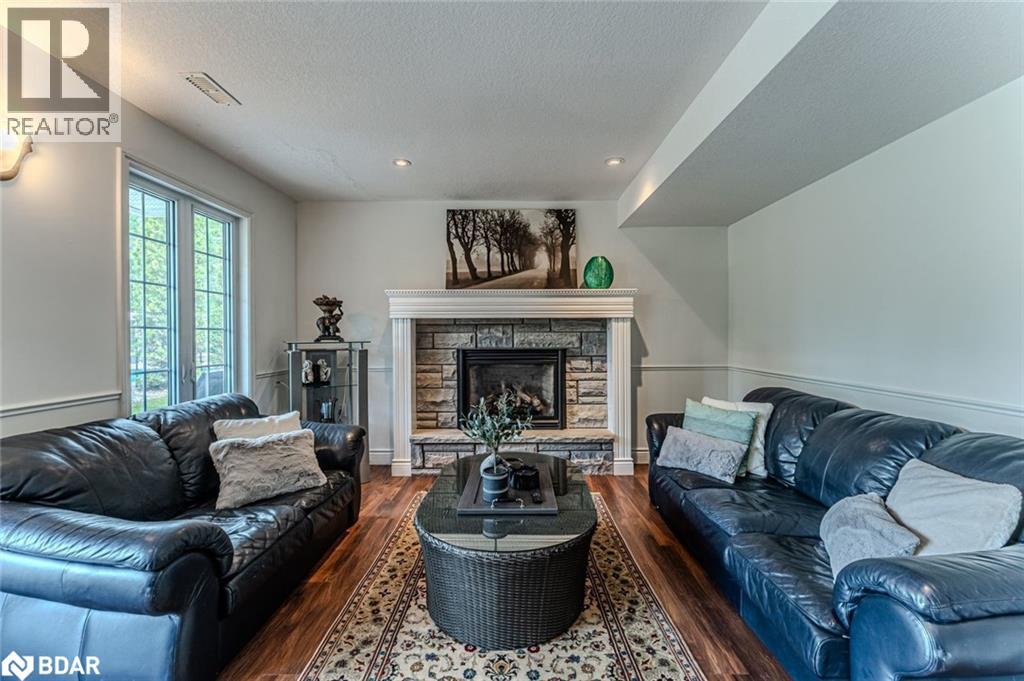 2 Mills Circle, Midhurst, Ontario  L9X 0J7 - Photo 12 - 40789380