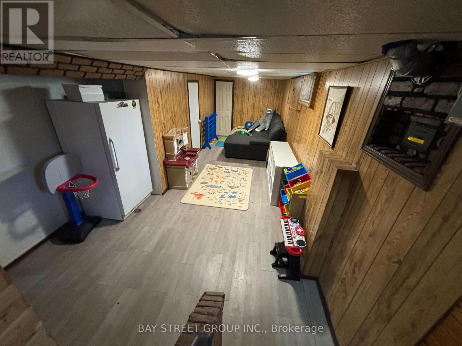 236 Beaver Street, Thorold, Ontario  L2V 1C1 - Photo 23 - X12525686