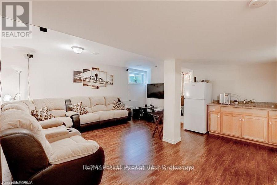 1381 Crossfield Avenue, Kingston, Ontario  K7P 0E7 - Photo 17 - X12559022