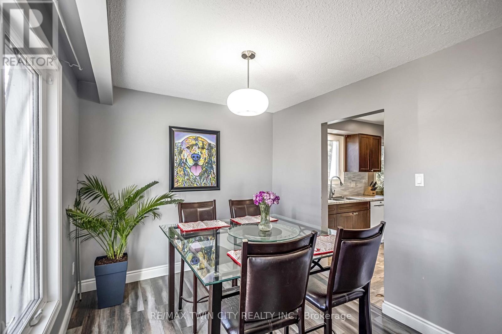 36 Valerie Court, Cambridge, Ontario  N3C 3H4 - Photo 10 - X12559028