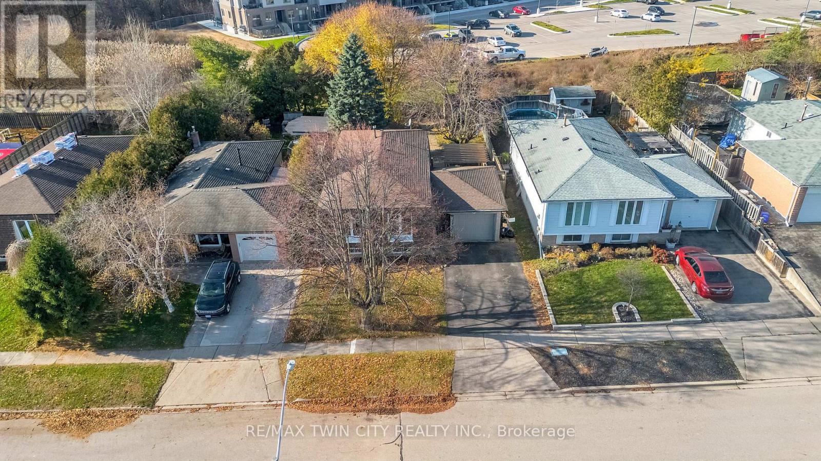 36 Valerie Court, Cambridge, Ontario  N3C 3H4 - Photo 39 - X12559028