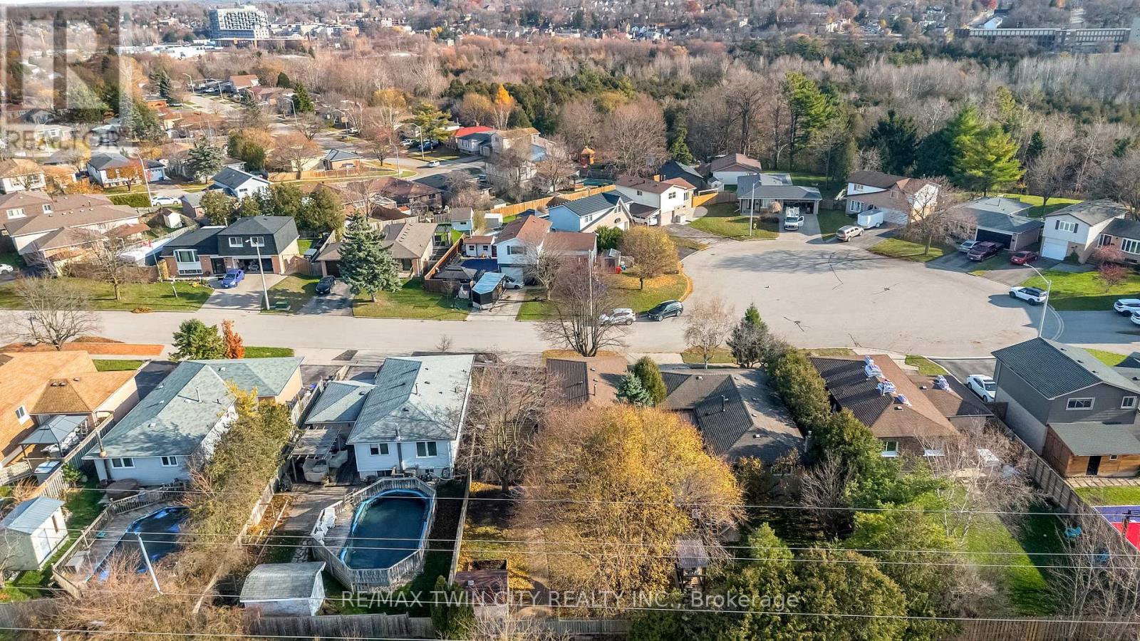 36 Valerie Court, Cambridge, Ontario  N3C 3H4 - Photo 45 - X12559028