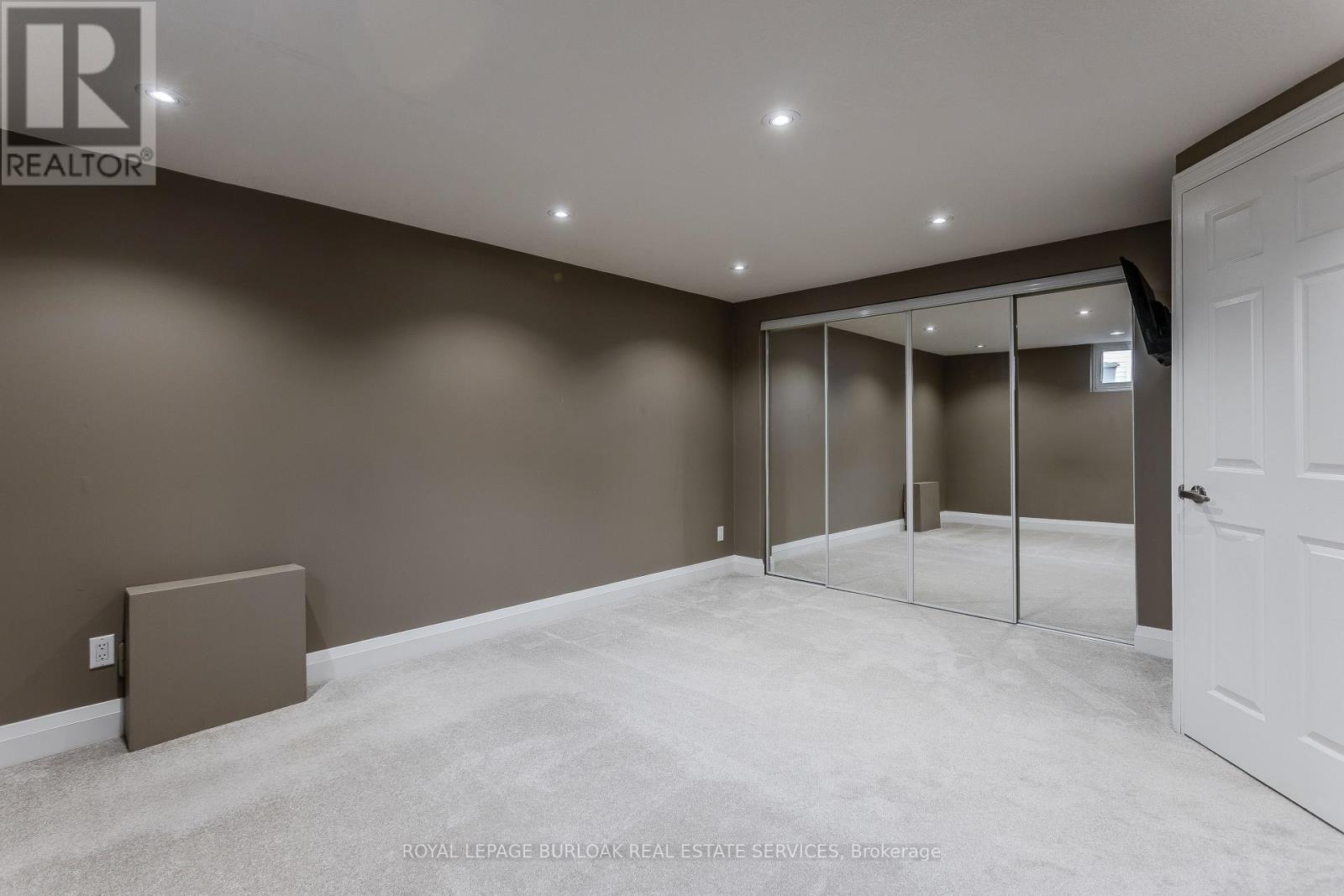 30 Graywood Road, Hamilton, Ontario  L9C 6K4 - Photo 29 - X12559058