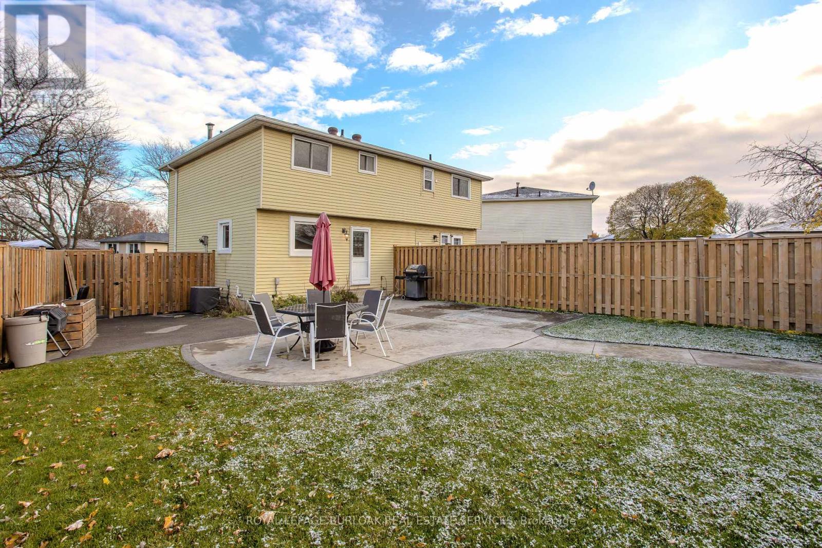 30 Graywood Road, Hamilton, Ontario  L9C 6K4 - Photo 31 - X12559058