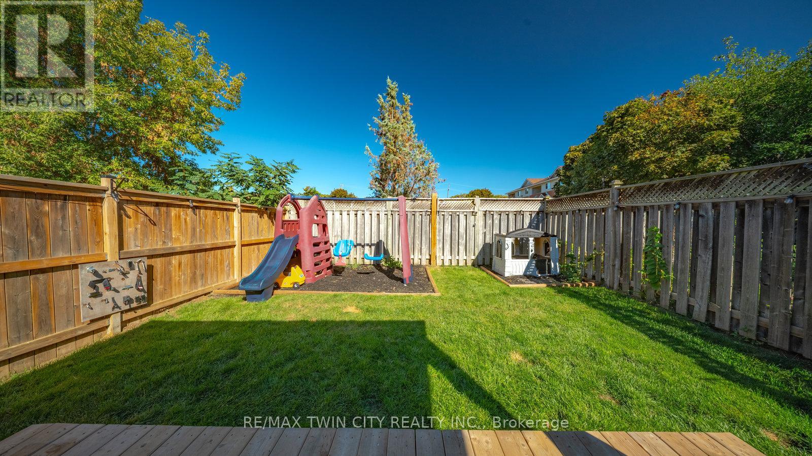 124 Marlborough Street, Brantford, Ontario  N3S 7Y2 - Photo 34 - X12559110