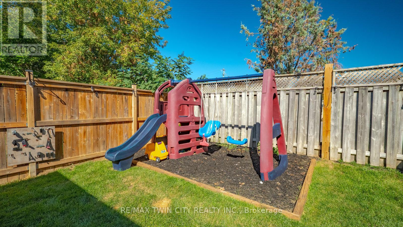 124 Marlborough Street, Brantford, Ontario  N3S 7Y2 - Photo 36 - X12559110