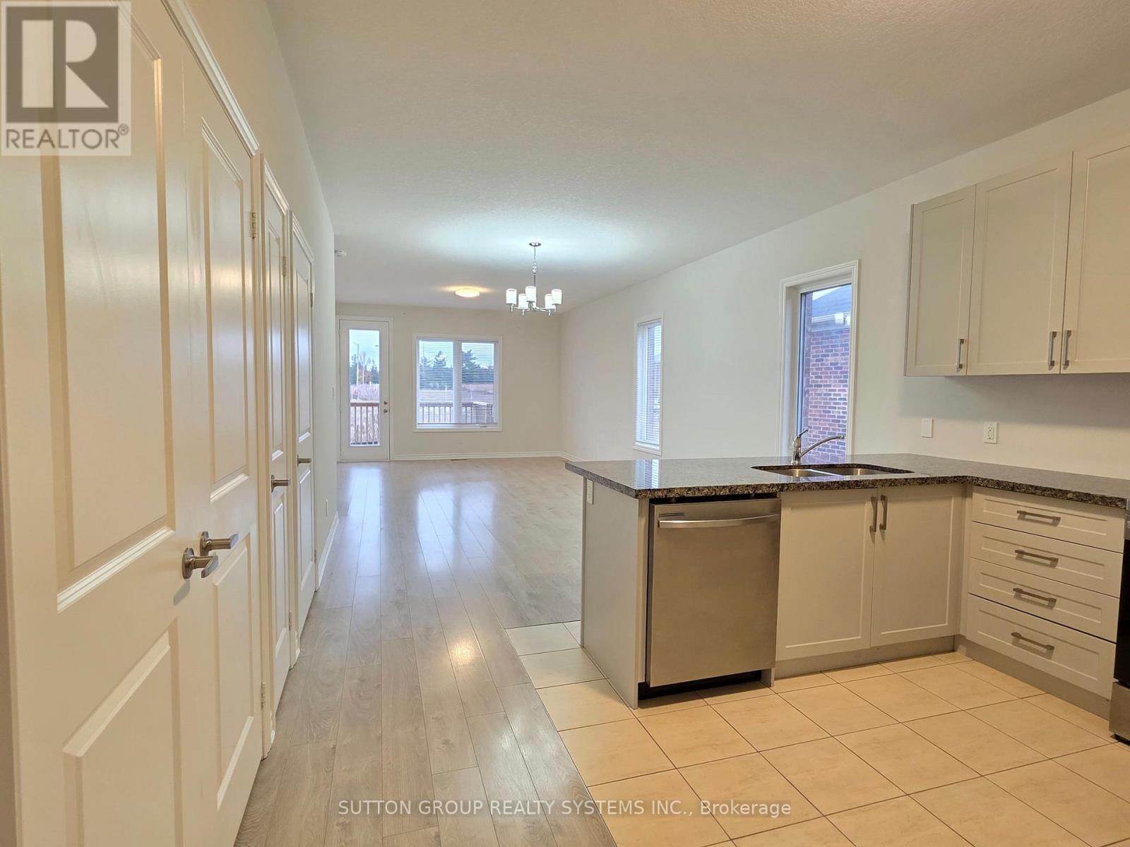 41 Harvest Avenue, Tillsonburg, Ontario  N4G 4Z6 - Photo 5 - X12559136