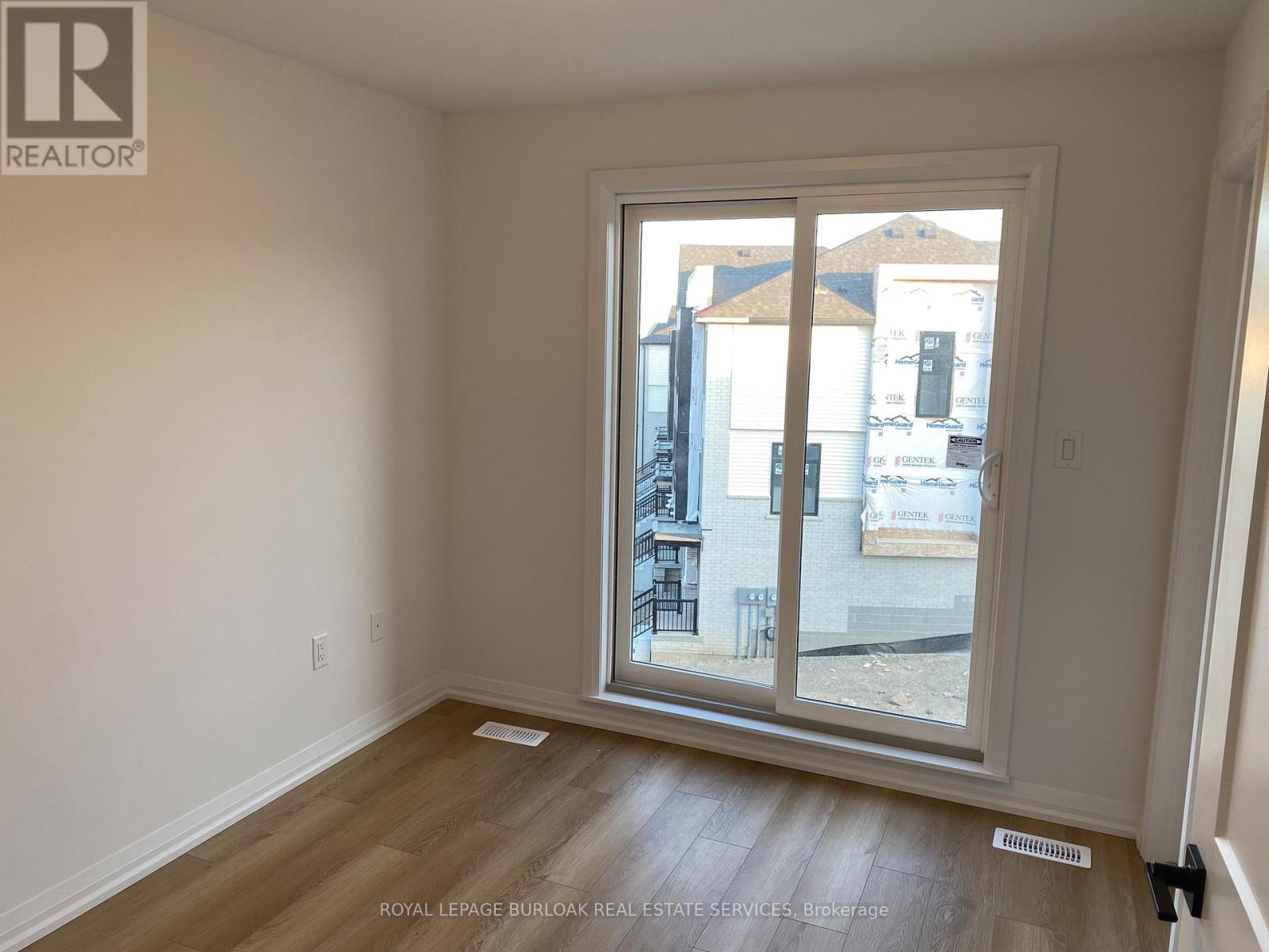 54 - 55 Tom Brown Drive, Brant, Ontario  N3L 0N5 - Photo 26 - X12559156