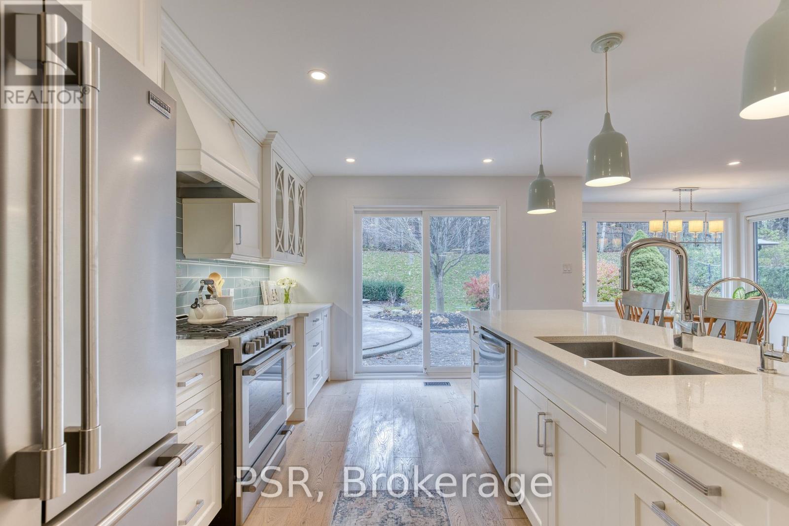 39 Hughson Street, North Dumfries, Ontario  N0B 1L0 - Photo 22 - X12559158