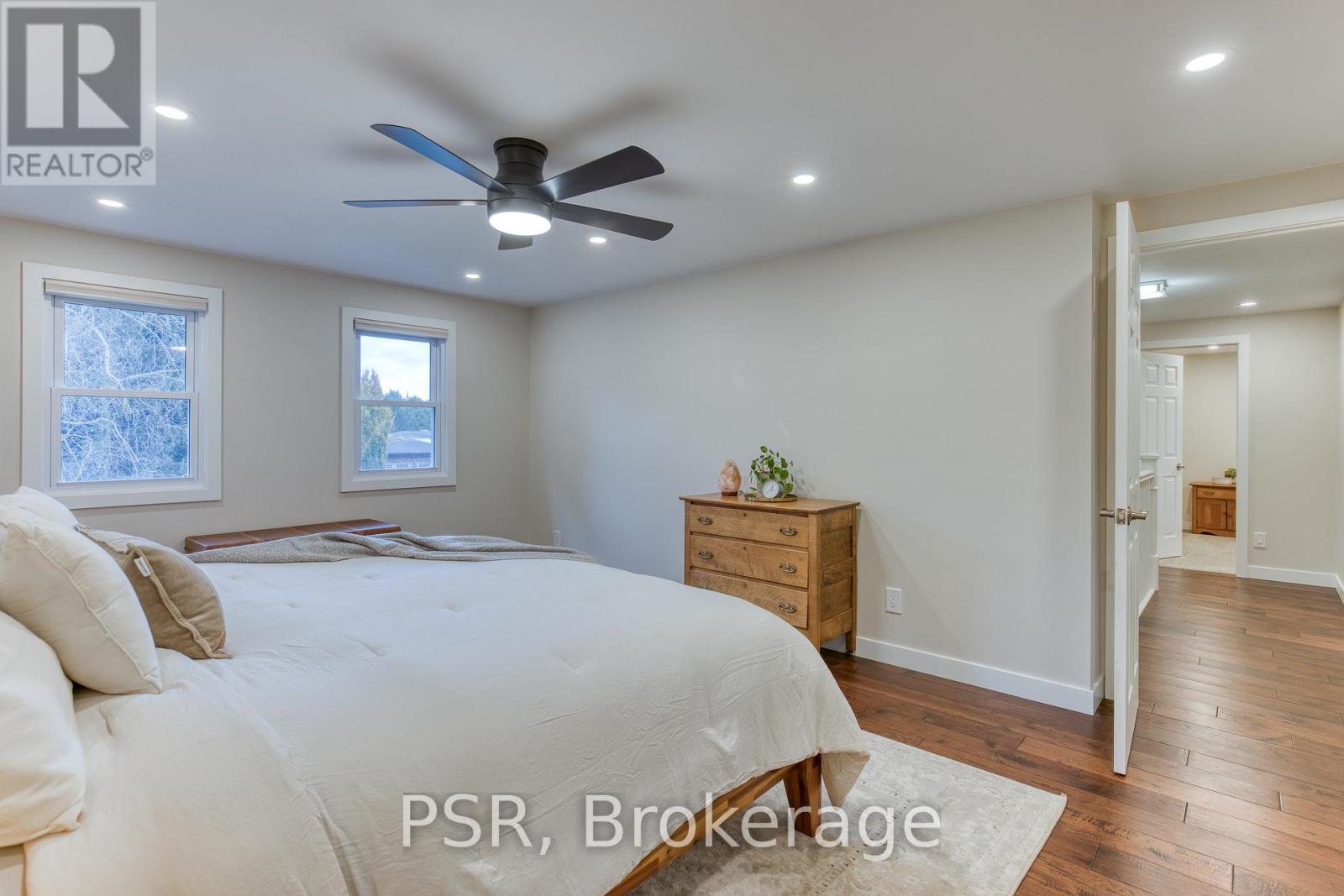 39 Hughson Street, North Dumfries, Ontario  N0B 1L0 - Photo 29 - X12559158