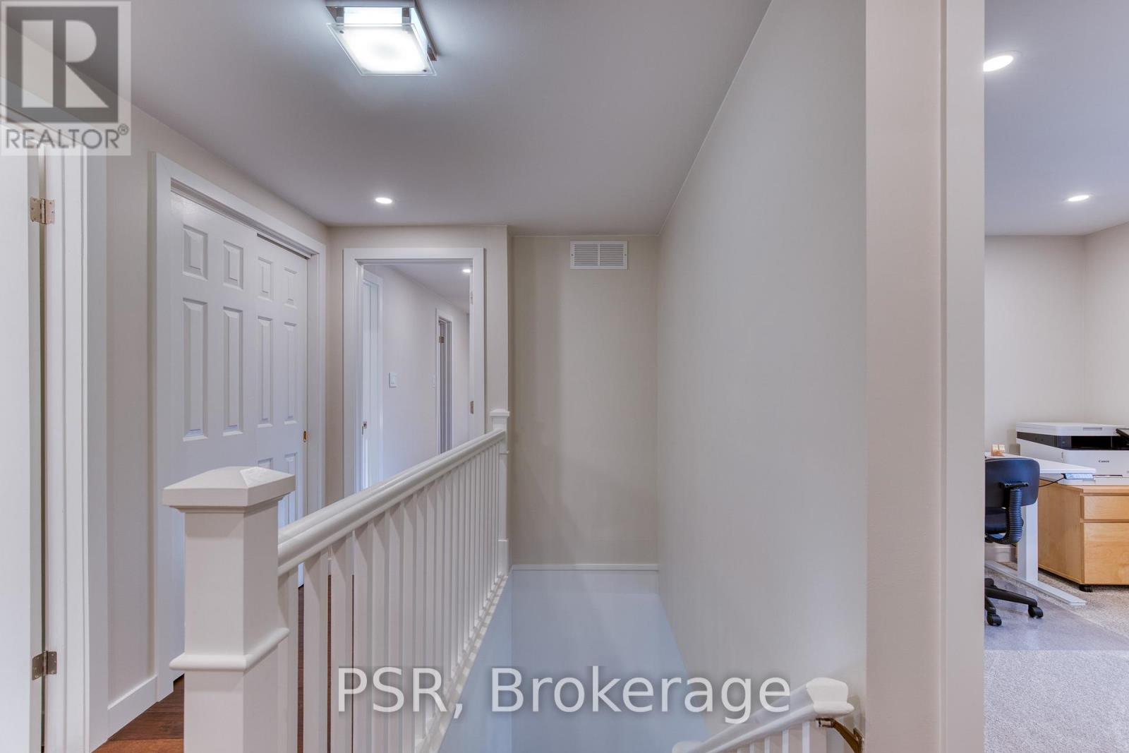 39 Hughson Street, North Dumfries, Ontario  N0B 1L0 - Photo 35 - X12559158