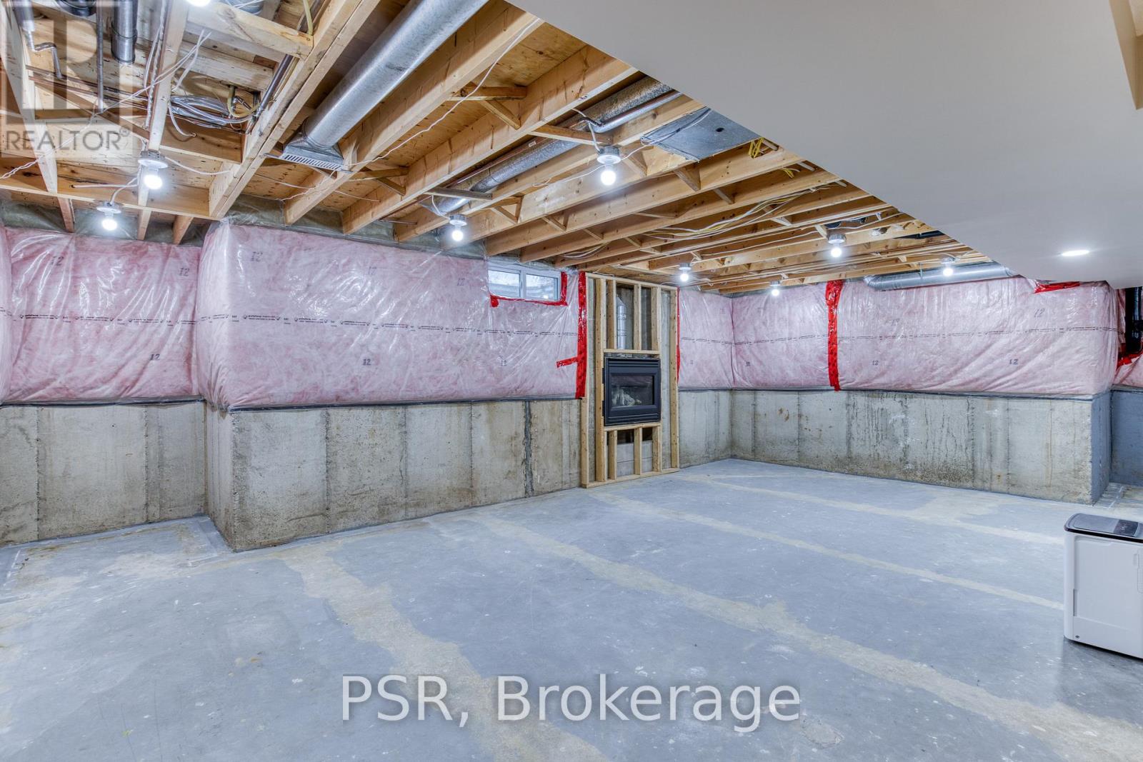 39 Hughson Street, North Dumfries, Ontario  N0B 1L0 - Photo 36 - X12559158