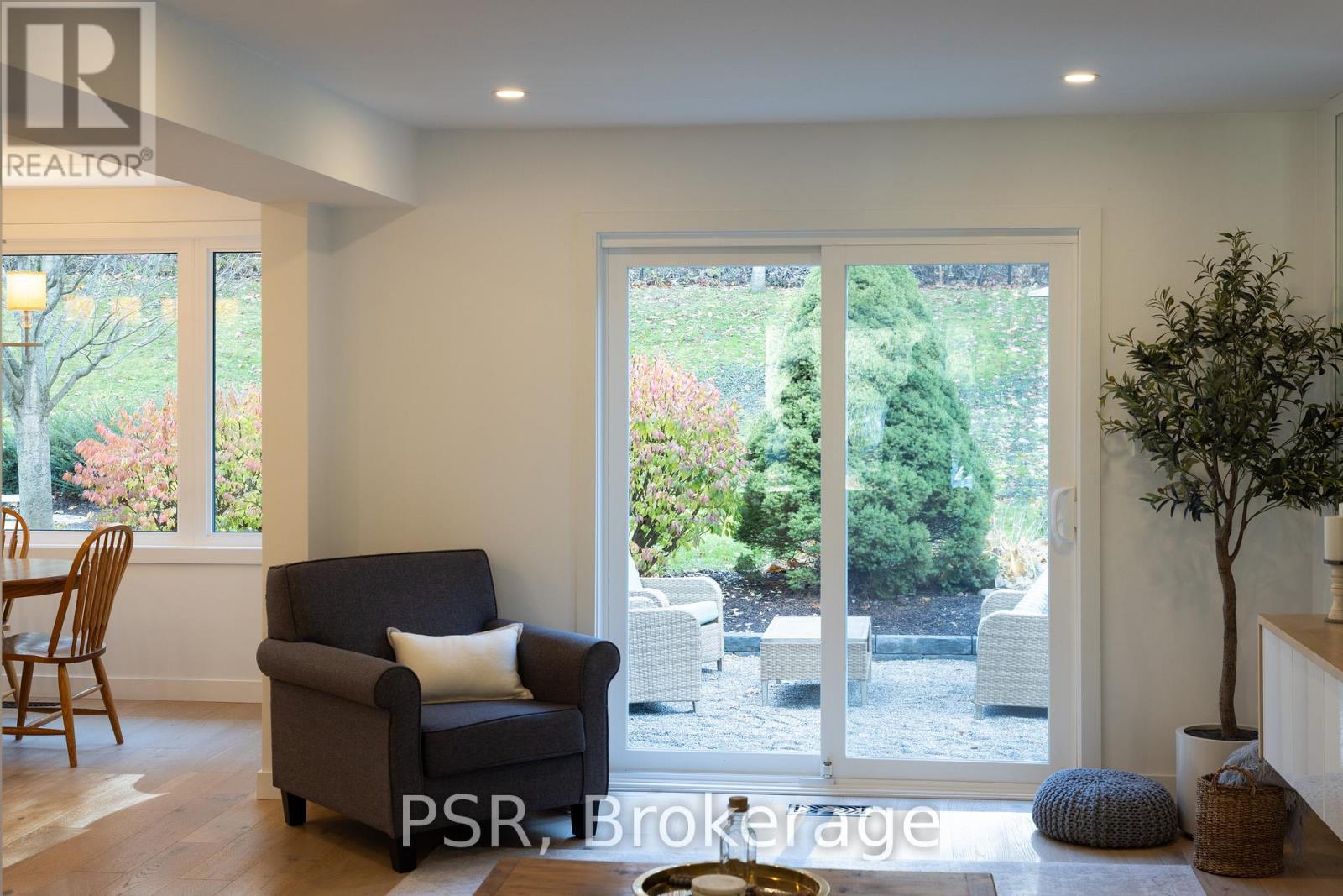 39 Hughson Street, North Dumfries, Ontario  N0B 1L0 - Photo 39 - X12559158