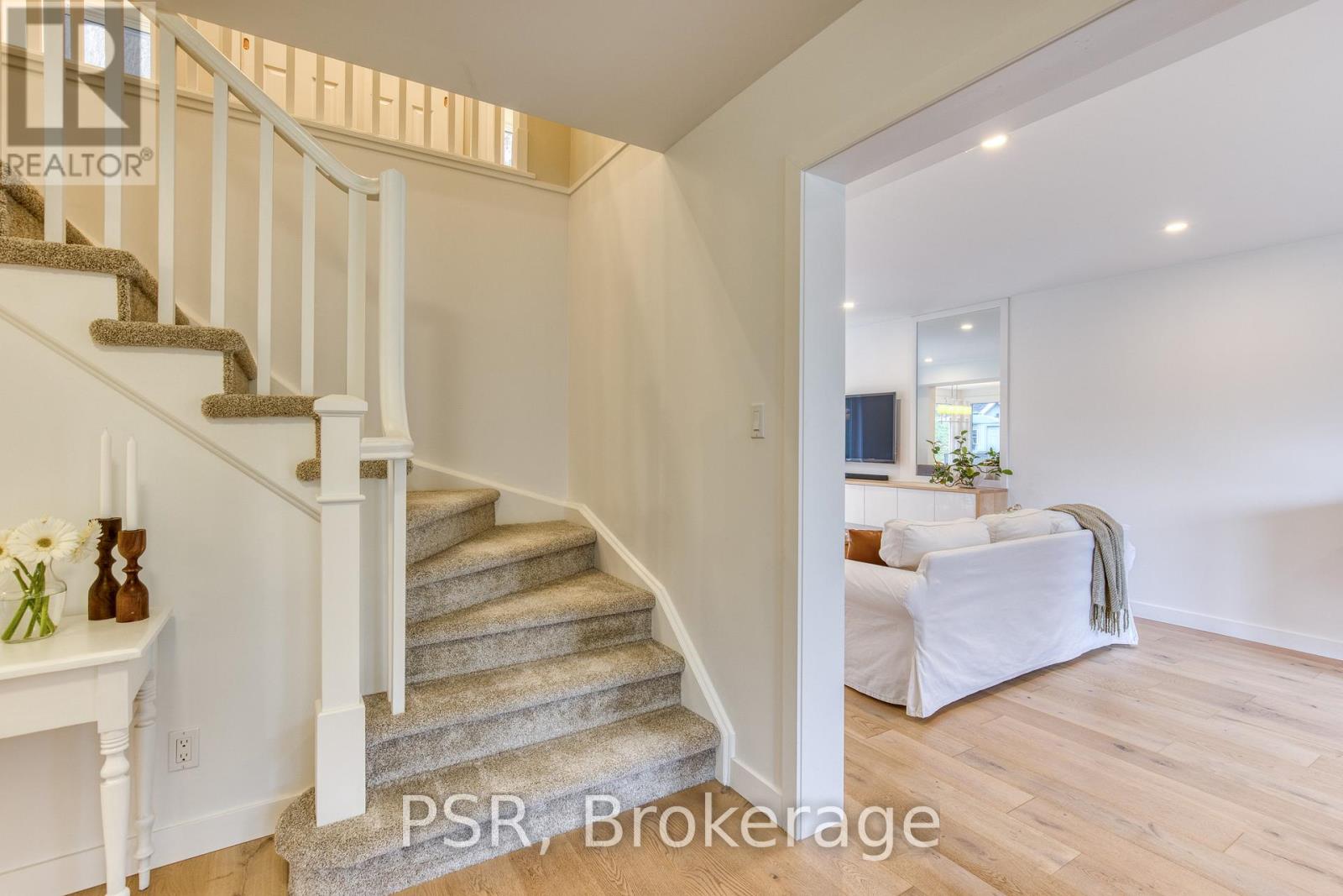 39 Hughson Street, North Dumfries, Ontario  N0B 1L0 - Photo 4 - X12559158