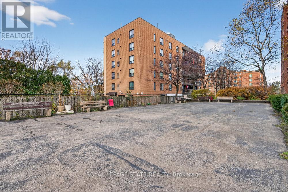 602 - 99 Donn Avenue, Hamilton, Ontario  L8G 5B2 - Photo 36 - X12559218