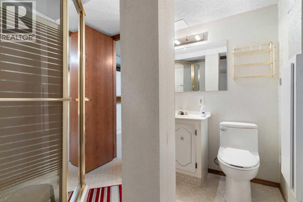 16 Chatham Drive Nw, Calgary, Alberta  T2L 0Z5 - Photo 25 - A2250264