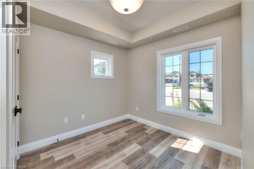 33 Murray Court Unit# 1, Milverton, Ontario  N0K 1M0 - Photo 15 - 40755534