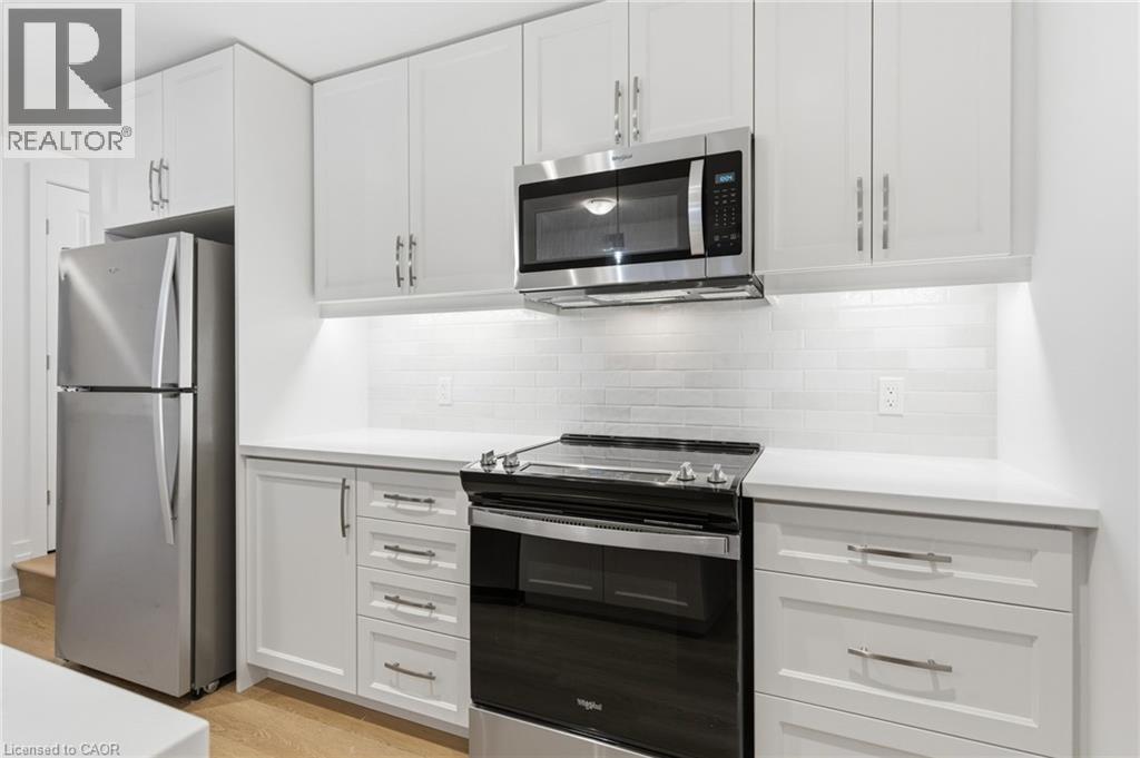 70 Kenesky Drive Unit# 29, Waterdown, Ontario  L8B 2A9 - Photo 11 - 40789110