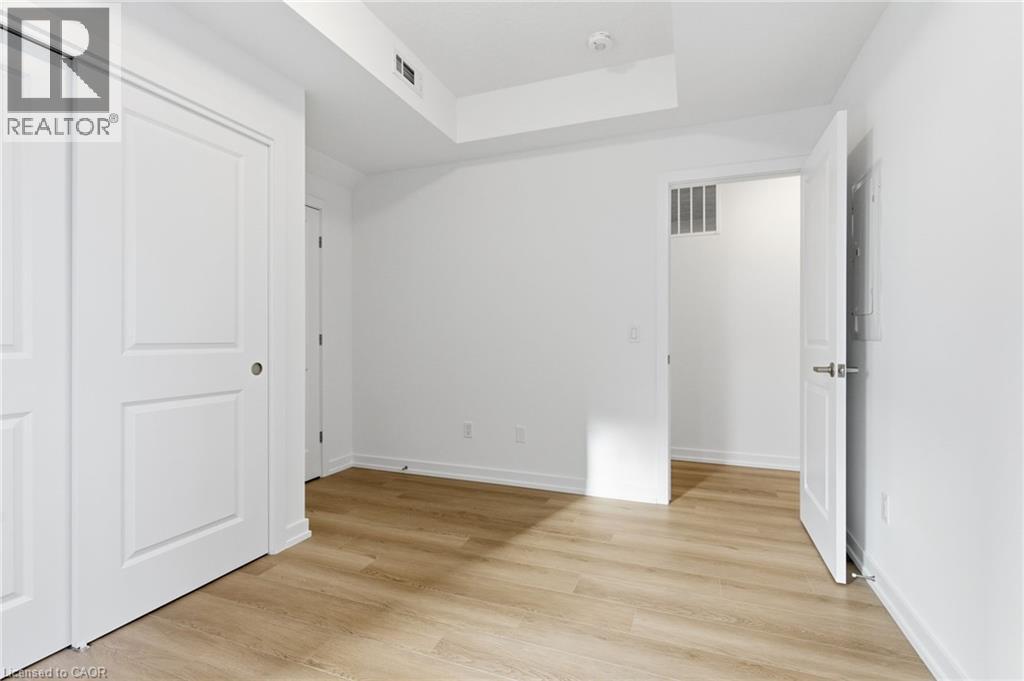 70 Kenesky Drive Unit# 29, Waterdown, Ontario  L8B 2A9 - Photo 17 - 40789110