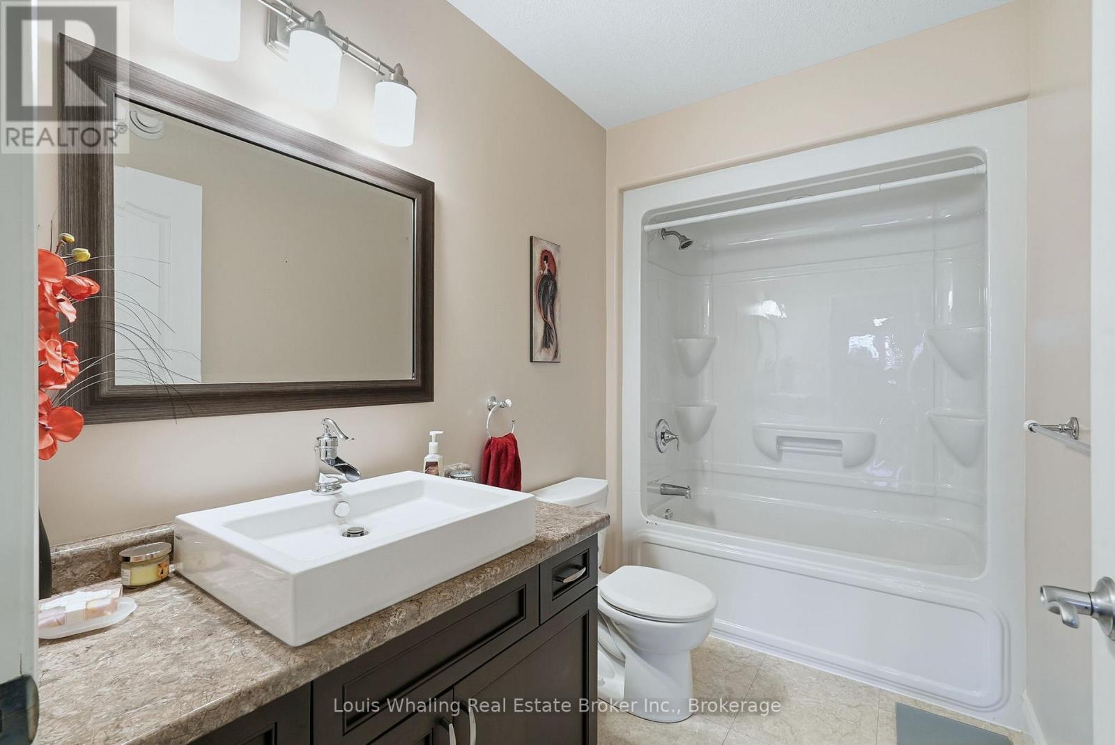 113 A 13th Avenue, Hanover, Ontario  N4N 3V1 - Photo 10 - X12559238