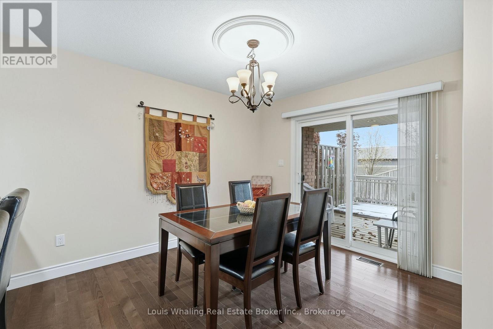 113 A 13th Avenue, Hanover, Ontario  N4N 3V1 - Photo 8 - X12559238