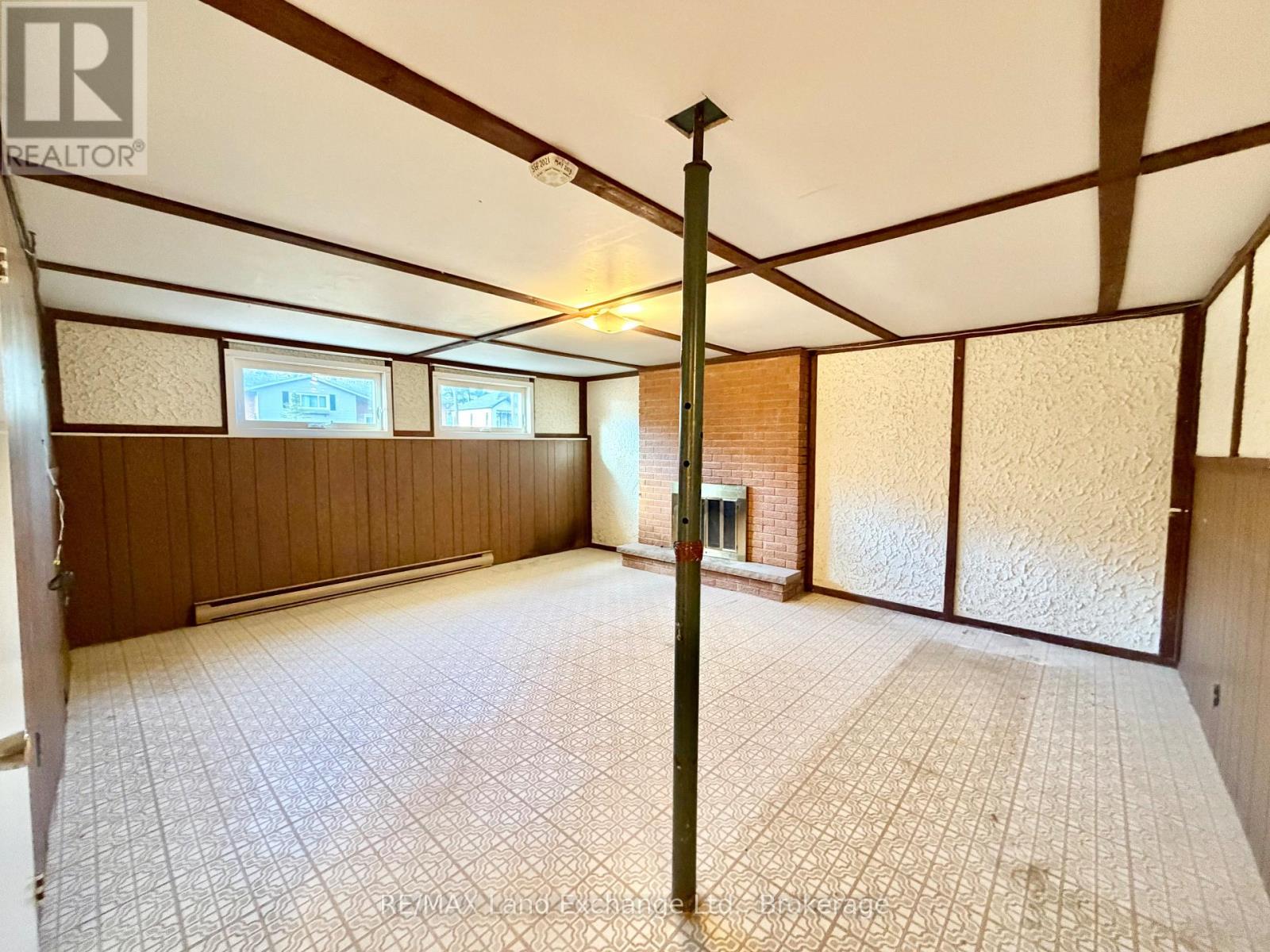 677 Devonshire Road, Saugeen Shores, Ontario  N0H 2C3 - Photo 16 - X12559242