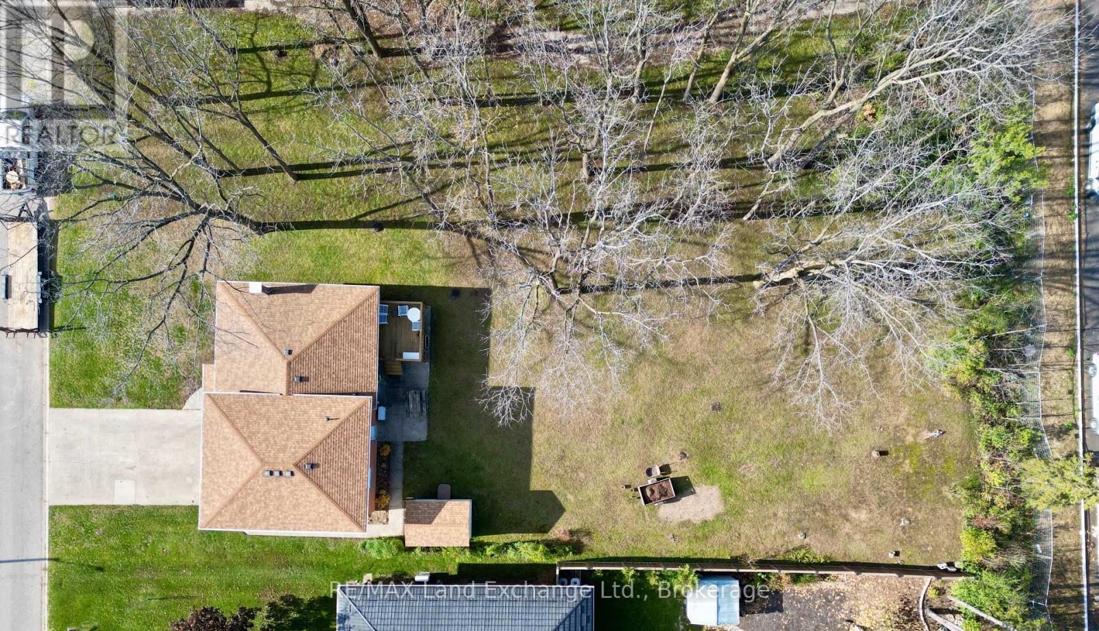 677 Devonshire Road, Saugeen Shores, Ontario  N0H 2C3 - Photo 21 - X12559242