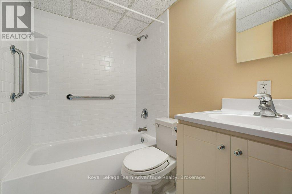 103 - 100 Beaconview Heights, Parry Sound, Ontario  P2A 2E1 - Photo 20 - X12559320