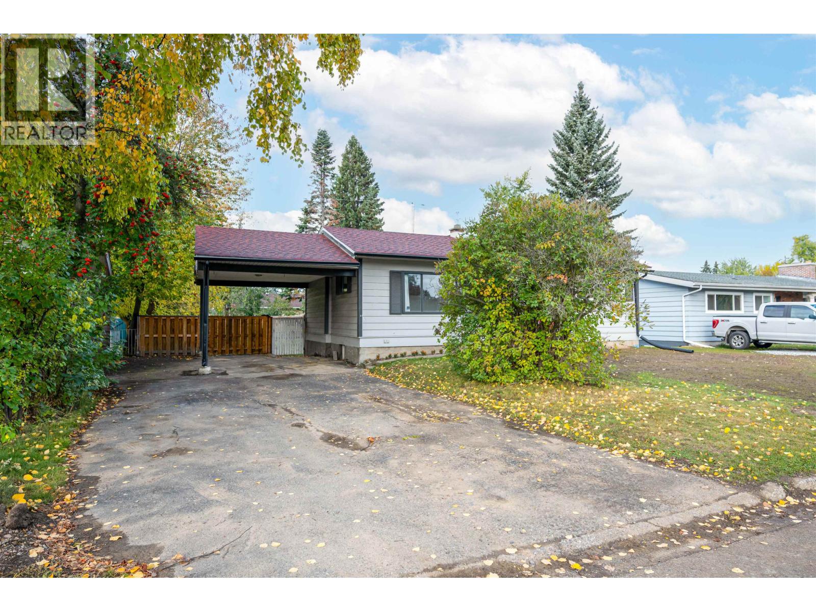 1527 Alward Street, Prince George, British Columbia  V2M 2G7 - Photo 3 - R3068731