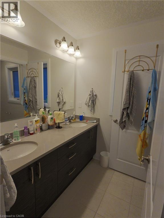 117 Nathalie Street, Kitchener, Ontario  N2E 0C9 - Photo 30 - 40789158