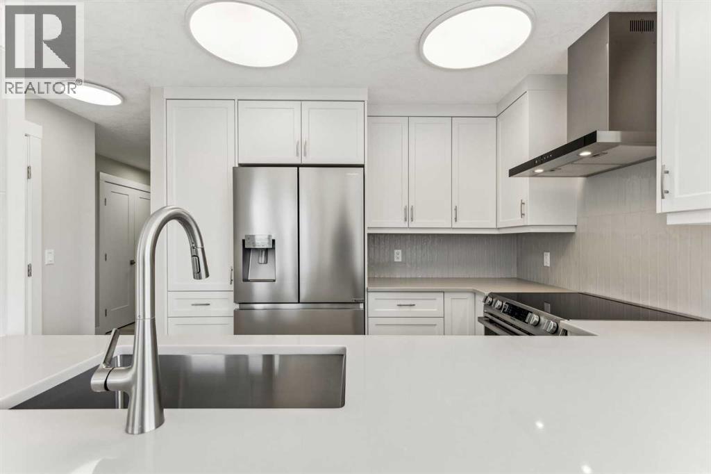 351, 7030 Coach Hill Road, Calgary, Alberta  T3H 1E4 - Photo 7 - A2205893