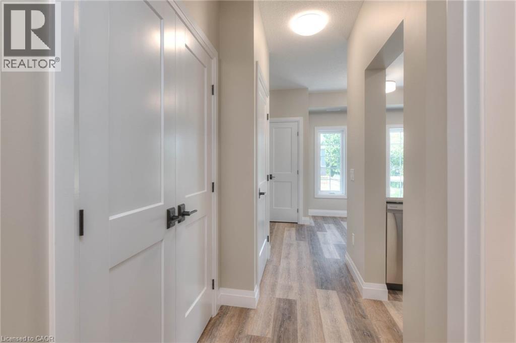 33 Murray Court Unit# 5, Milverton, Ontario  N0K 1M0 - Photo 8 - 40755708