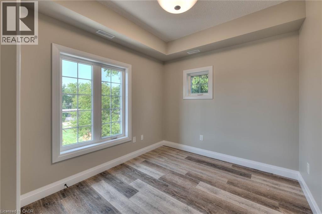 33 Murray Court Unit# 6, Milverton, Ontario  N0K 1M0 - Photo 17 - 40755718