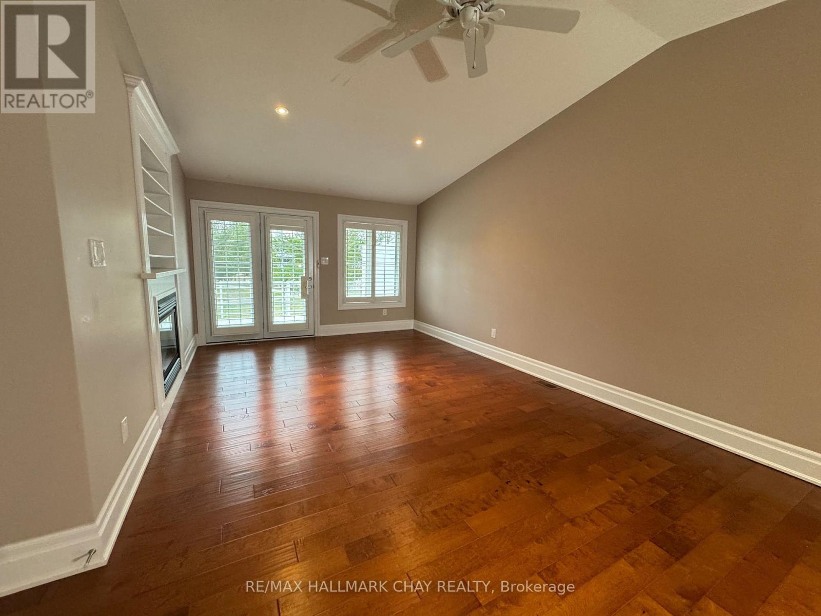 31 Garden Grove Crescent, Wasaga Beach, Ontario  L9Z 0E6 - Photo 11 - S12549226