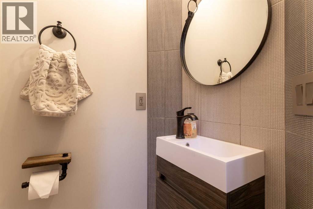 210 Evergreen Mews Sw, Calgary, Alberta  T2Y 3T9 - Photo 7 - A2266402