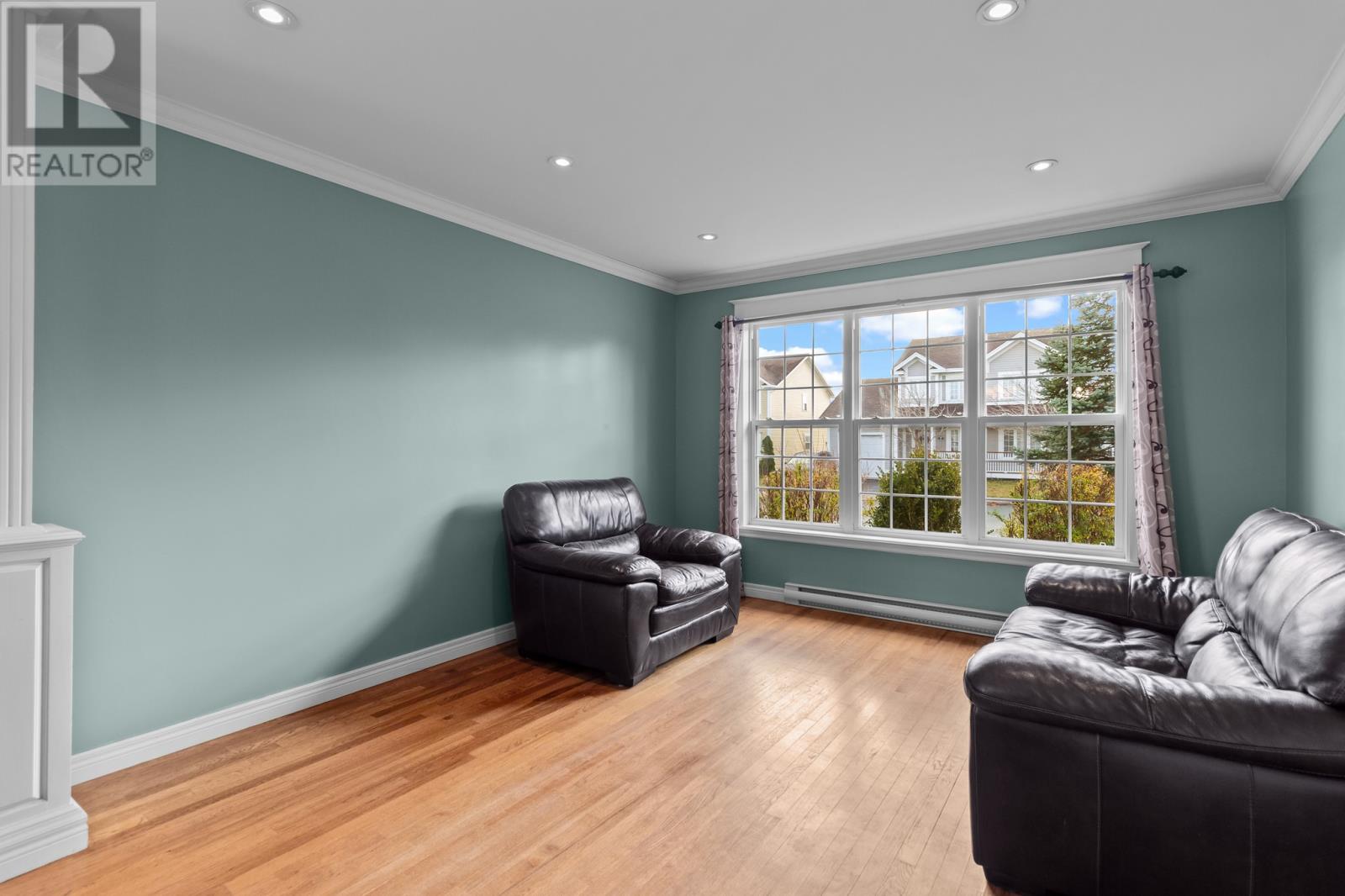 8 Veitch Crescent, St. John's, Newfoundland & Labrador  A1A 0B7 - Photo 6 - 1292732