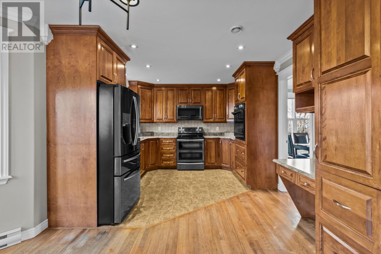 8 Veitch Crescent, St. John's, Newfoundland & Labrador  A1A 0B7 - Photo 9 - 1292732